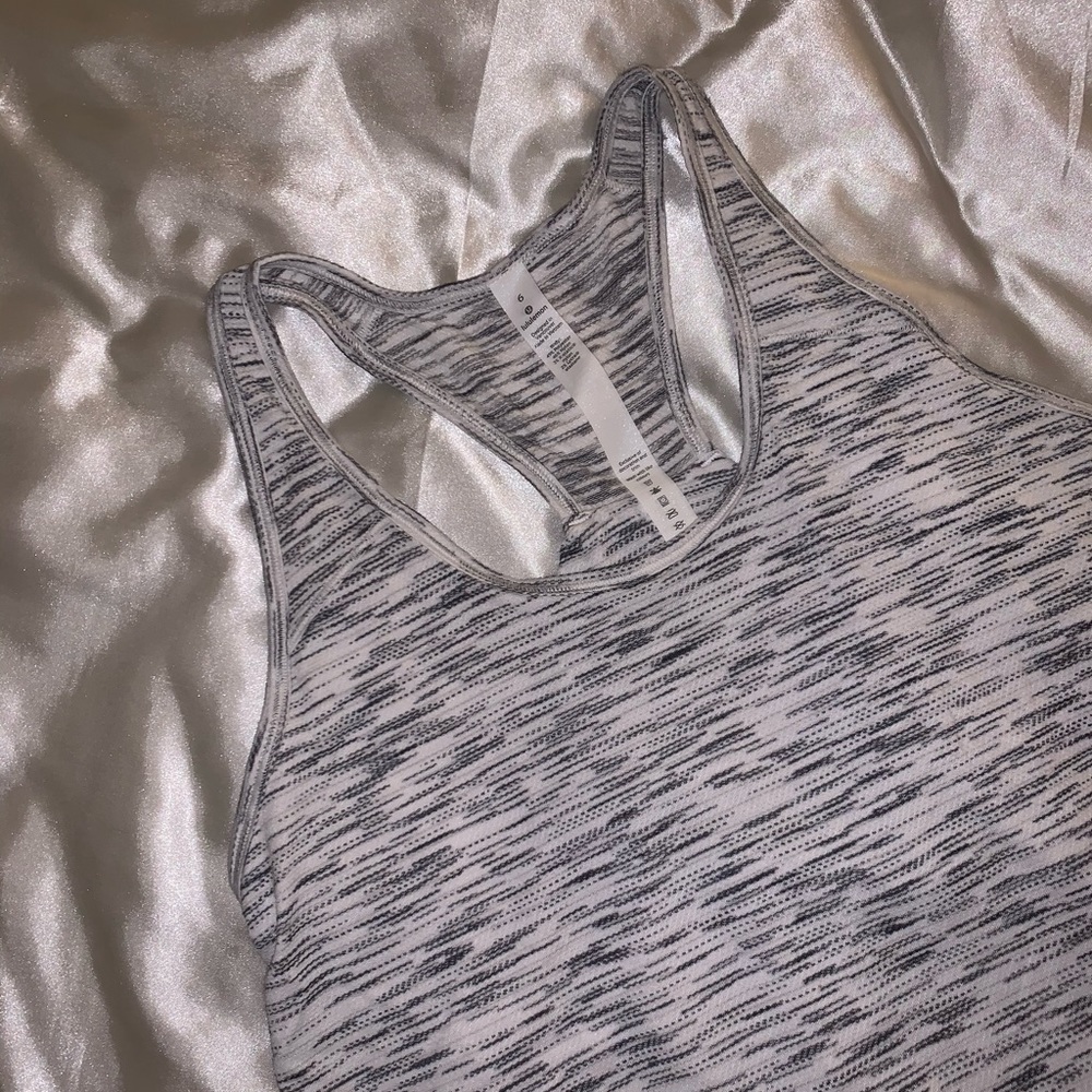🍎LULULEMON🍎 essential tank